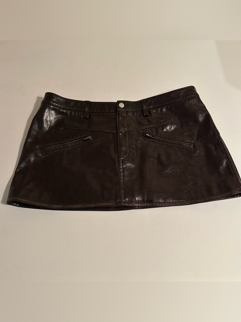 H&M - WOMENS - FAUX LEATHER - BROWN MINI SKIRT